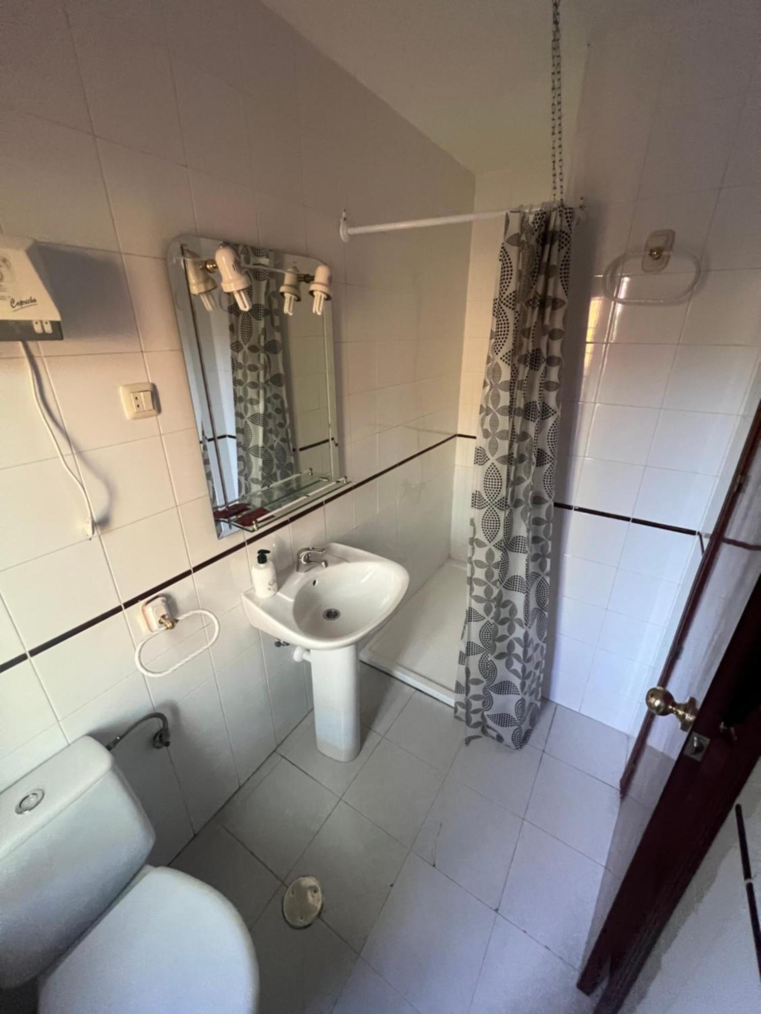 Hostal Sabor Fusion Hotel La Pradera de Navalhorno Bagian luar foto
