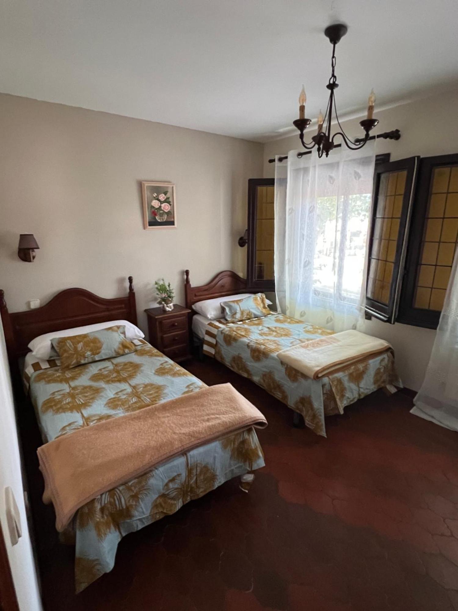 Hostal Sabor Fusion Hotel La Pradera de Navalhorno Bagian luar foto